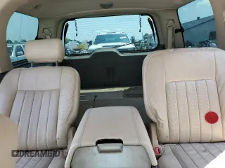 2004 Lincoln Navigator Luxury with VIN 5LMFU28R94LJ39800, listed as a Copart auction lot 66996595 with 269,142 mi miles and Clean title. Bid and sale history available at DreamBid. Image 10.