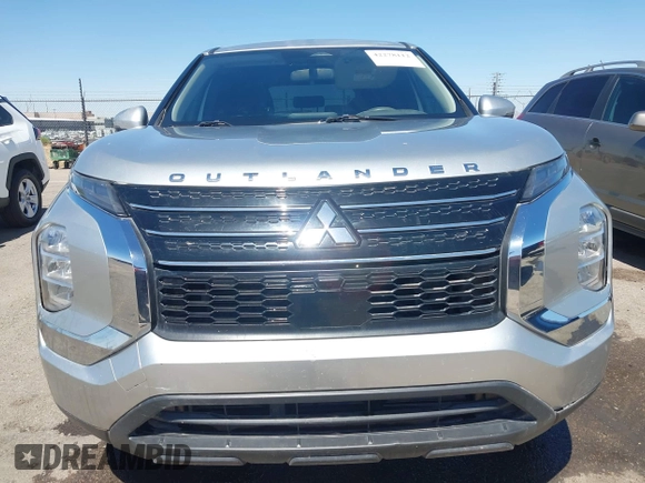 2022 Mitsubishi Outlander ES z VIN JA4J3TA81NZ015802, wystawiony jako IAAI lot #42278112 z przebiegiem Nie podano mil oraz . Historia ofert i sprzedaży dostępna na DreamBid. Obrazek 11.