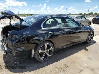 2023 Mercedes-Benz C 300 z VIN W1KAF4GB3PR137916, wystawiony jako Copart lot #60498954 z przebiegiem 8 091 mil mil oraz Szkoda całkowita • Salvage title. Historia ofert i sprzedaży dostępna na DreamBid. Obrazek 3.