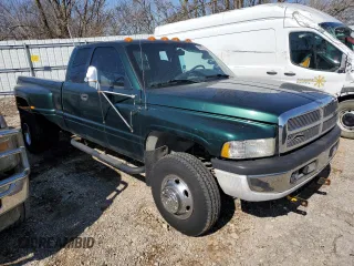 2002 Dodge Ram 3500 with VIN 3B7MF33672M299598, listed as a Copart auction lot 46682935 with 137,780 mi miles and Salvage Title. Bid and sale history available at carsss.com. Image 4.
