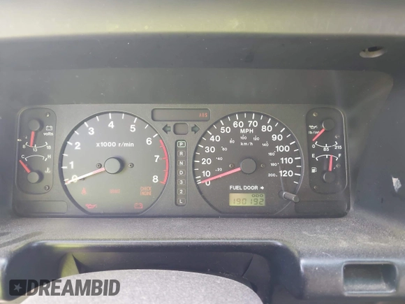 2002 Isuzu Trooper S with VIN JACDS58X427J11007, listed as a IAAI auction lot 42258021 with 190,192 mi miles and . Bid and sale history available at DreamBid. Image 7.