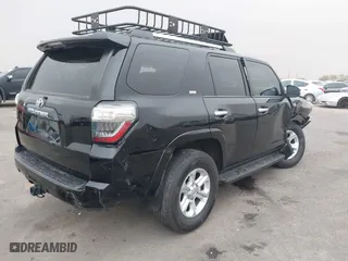 2022 Toyota 4Runner SR5 with VIN JTEEU5JR6N5260896, listed as a IAAI auction lot 41286832 with 62,492 mi miles. Bid and sale history available at carsss.com. Image 4.