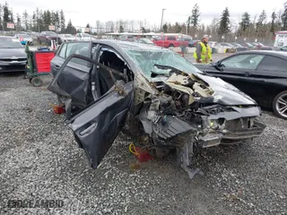 2018 Subaru Impreza with VIN 4S3GTAA69J3717947, listed as a IAAI auction lot 41622886 with 70,291 mi miles. Bid and sale history available at carsss.com. Image 1.