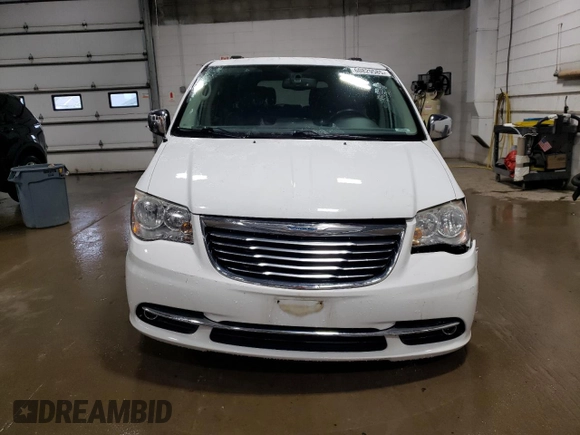 2014 Chrysler Town & Country Touring L z VIN 2C4RC1CG9ER367263, wystawiony jako Copart lot #60829585 z przebiegiem 97 320 mil mil oraz Czysty tytuł • Clean title. Historia ofert i sprzedaży dostępna na DreamBid. Obrazek 5.