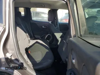 2017 Jeep Renegade Latitude z VIN ZACCJABB5HPF18349, wystawiony jako Copart lot #52954395 z przebiegiem 82 270 mil mil oraz Szkoda całkowita • Salvage title. Historia ofert i sprzedaży dostępna na DreamBid. Obrazek 10.