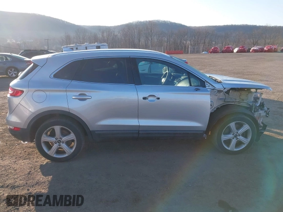 2017 Lincoln MKC Premiere with VIN 5LMCJ1D93HUL62135, listed as a IAAI auction lot 41772908 with 110,849 mi miles. Bid and sale history available at carsss.com. Image 13.