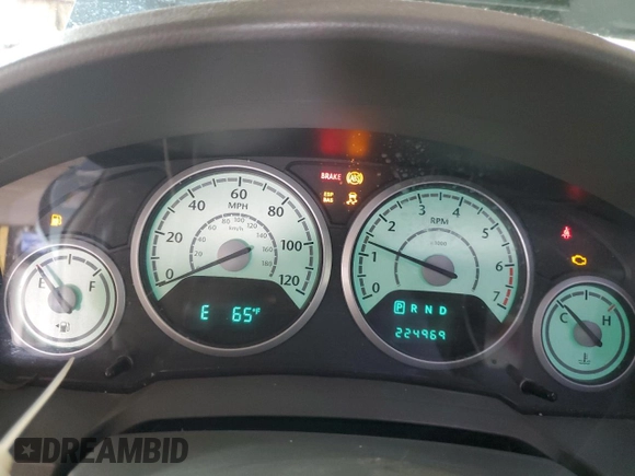 2008 Chrysler Town & Country Touring with VIN 2A8HR54PX8R721532, listed as a Copart auction lot 55609785 with 224,969 mi miles and Salvage Title. Bid and sale history available at DreamBid. Image 9.
