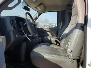 2019 GMC Savana Cargo Van with VIN 1GTW7AFP0K1301879, listed as a Copart auction lot 42157385 with 65,831 mi miles and Salvage Title. Bid and sale history available at carsss.com. Image 7.