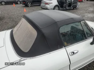 1991 Alfa Romeo Spider z VIN ZARBB32G8M6005213, wystawiony jako Copart lot #74077224 z przebiegiem Nie podano mil oraz Nie do naprawy. Historia ofert i sprzedaży dostępna na DreamBid. Obrazek 10.