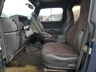 2000 Jeep Wrangler Sport z VIN 1J4FA49S1YP713523, wystawiony jako Copart lot #58076745 z przebiegiem 117 112 mil mil oraz Czysty tytuł • Clean title. Historia ofert i sprzedaży dostępna na DreamBid. Obrazek 7.