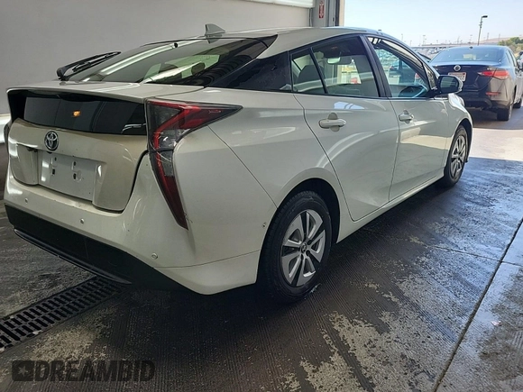 2017 Toyota Prius Two with VIN JTDKARFU6H3047726, listed as a IAAI auction lot 42619600 with 215,918 mi miles and . Bid and sale history available at DreamBid. Image 42.