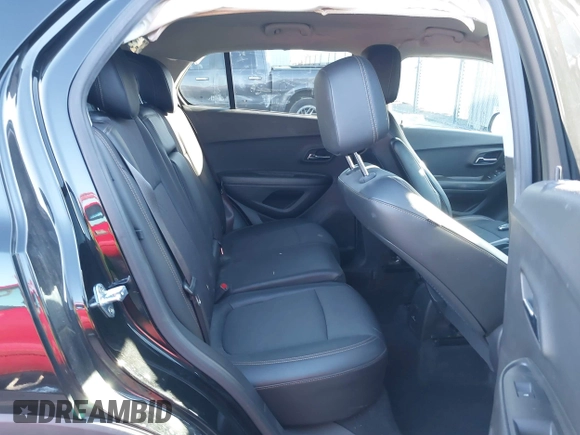 2021 Chevrolet Trax LT with VIN KL7CJPSB9MB342992, listed as a IAAI auction lot 41667044 with 52,289 mi miles. Bid and sale history available at carsss.com. Image 8.