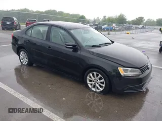 2011 Volkswagen Jetta SE с VIN 3VWDX7AJ7BM304372, выставлен на аукционе IAAI как лот 42306643 с пробегом 196 522 миль миль и . История ставок и продаж доступна на DreamBid. Изображение 1.