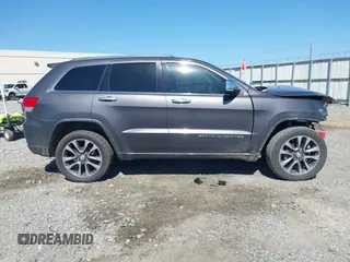 2017 Jeep Grand Cherokee Overland с VIN 1C4RJECG3HC780175, выставлен на аукционе IAAI как лот 42015824 с пробегом 181 582 миль миль и . История ставок и продаж доступна на DreamBid. Изображение 14.