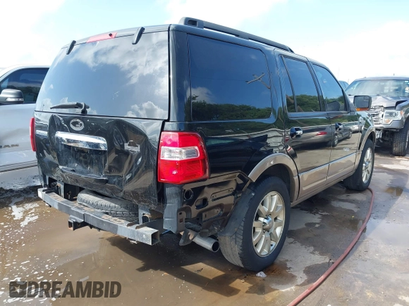 2012 Ford Expedition XLT with VIN 1FMJU1J56CEF01812, listed as a IAAI auction lot 42506606 with 243,650 mi miles and . Bid and sale history available at DreamBid. Image 4.