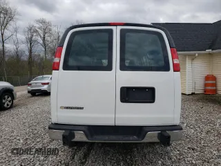 2022 Chevrolet Express Cargo with VIN 1GCWGAFPXN1155012, listed as a Copart auction lot 62039645 with 30,890 mi miles and Salvage title. Bid and sale history available at DreamBid. Image 6.