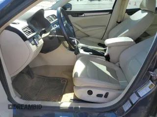 2015 Volkswagen Passat SE z VIN 1VWBV7A32FC057347, wystawiony jako Copart lot #78950074 z przebiegiem 118 593 mil mil oraz Czysty tytuł • Clean title. Historia ofert i sprzedaży dostępna na DreamBid. Obrazek 7.