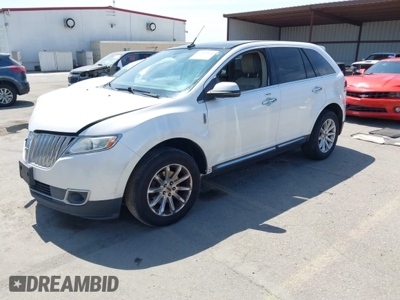 2012 Lincoln MKX with VIN 2LMDJ8JK4CBL09714, listed as a IAAI auction lot 41902666 with 105,937 mi miles and . Bid and sale history available at DreamBid. Image 17.