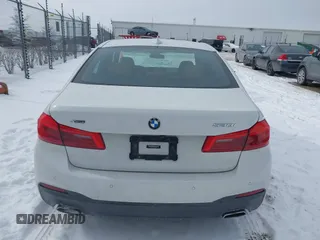 2019 BMW 5 Series 530i xDrive with VIN WBAJA7C50KWC77684, listed as a IAAI auction lot 41629289 with 31,194 mi miles. Bid and sale history available at carsss.com. Image 16.
