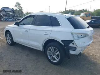 2020 Audi Q5 Premium with VIN WA1ANAFY2L2066089, listed as a IAAI auction lot 41934177 with 52,340 mi miles. Bid and sale history available at carsss.com. Image 3.