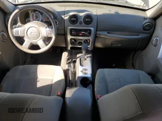2006 Jeep Liberty Limited z VIN 1J8GL58K16W217595, wystawiony jako Copart lot #49732595 z przebiegiem 117 084 mil mil oraz Szkoda całkowita • Salvage title. Historia ofert i sprzedaży dostępna na DreamBid. Obrazek 8.