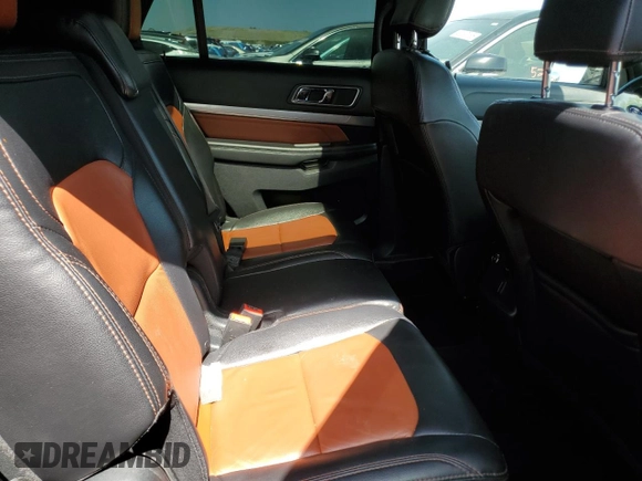 2019 Ford Explorer XLT с VIN 1FM5K8DH0KGA51826, выставлен на аукционе Copart как лот 52553815 с пробегом 98 279 миль миль и Списание • Salvage title. История ставок и продаж доступна на DreamBid. Изображение 11.