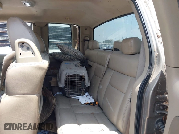 2005 Ford F-150 XLT с VIN 1FTPX125X5NB41628, выставлен на аукционе IAAI как лот 42550345 с пробегом 257 471 миль миль и . История ставок и продаж доступна на DreamBid. Изображение 8.