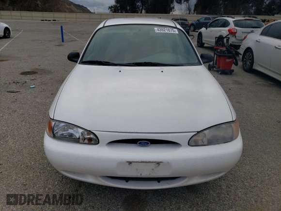 1997 Ford Escort LX with VIN 1FALP13PXVW233269, listed as a Copart auction lot 43921875 with 58,621 mi miles and Clean Title. Bid and sale history available at carsss.com. Image 5.