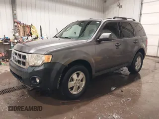 2011 Ford Escape XLT с VIN 1FMCU9DG3BKA18878, выставлен на аукционе IAAI как лот 41549599 с пробегом 114 576 миль миль и . История ставок и продаж доступна на DreamBid. Изображение 18.
