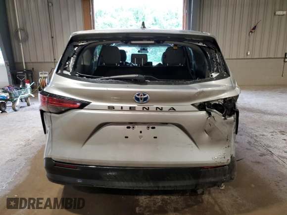 2022 Toyota Sienna LE with VIN 5TDKRKEC2NS090169, listed as a Copart auction lot 60974515 with 83,746 mi miles and Salvage title. Bid and sale history available at DreamBid. Image 6.