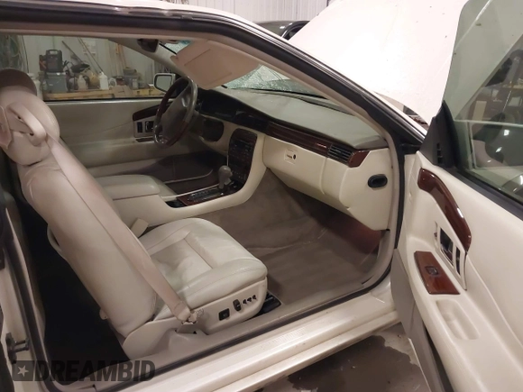 2002 Cadillac Eldorado ESC with VIN 1G6EL12Y82B102890, listed as a IAAI auction lot 41511915 with 79,116 mi miles. Bid and sale history available at carsss.com. Image 5.