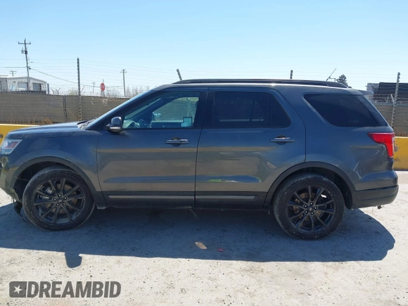 2019 Ford Explorer XLT с VIN 1FM5K8D89KGA52506, выставлен на аукционе IAAI как лот 42509598 с пробегом 143 292 миль миль и . История ставок и продаж доступна на DreamBid. Изображение 14.