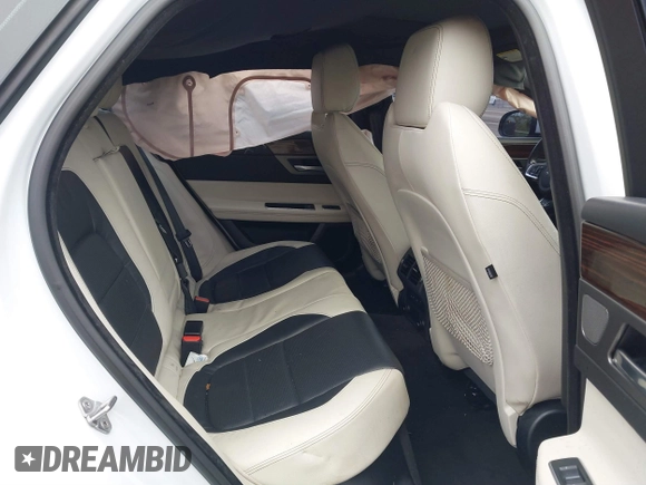 2018 Jaguar XF with VIN SAJBG4FV9JCY55697, listed as a IAAI auction lot 41406469 with 55,572 mi miles and . Bid and sale history available at DreamBid. Image 8.
