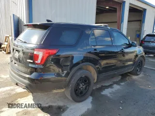2017 Ford Police Interceptor Utility z VIN 1FM5K8ATXHGC35415, wystawiony jako Copart lot #73063734 z przebiegiem 122 404 mil mil oraz Szkoda całkowita • Salvage title. Historia ofert i sprzedaży dostępna na DreamBid. Obrazek 3.