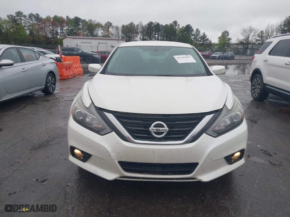 2016 Nissan Altima 3.5 SL with VIN 1N4BL3AP4GC163410, listed as a IAAI auction lot 41945963 with 111,715 mi miles. Bid and sale history available at carsss.com. Image 6.