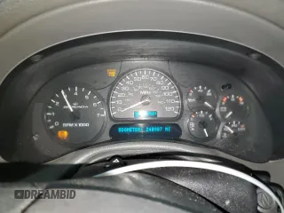 2002 Oldsmobile Bravada z VIN 1GHDT13S322121750, wystawiony jako Copart lot #45673945 z przebiegiem 240 907 mil mil oraz Szkody całkowita. Historia ofert i sprzedaży dostępna na DreamBid. Obrazek 9.