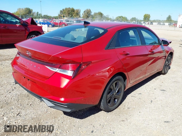 2022 Hyundai Elantra SEL with VIN 5NPLM4AG7NH085403, listed as a IAAI auction lot 40477863 with 18,638 mi miles and . Bid and sale history available at DreamBid. Image 4.