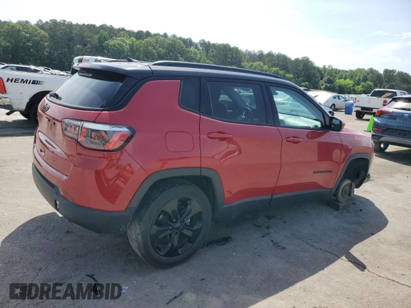 2020 Jeep Compass Latitude with VIN 3C4NJCBB0LT129253, listed as a Copart auction lot 57037305 with 136,006 mi miles and Salvage title. Bid and sale history available at DreamBid. Image 3.