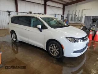 2017 Chrysler Pacifica Touring with VIN 2C4RC1DG3HR621200, listed as a Copart auction lot 54219815 with 98,387 mi miles and Salvage Title. Bid and sale history available at DreamBid. Image 4.