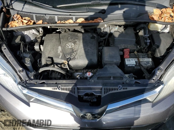 2018 Toyota Sienna LE Auto Access Seat with VIN 5TDKZ3DC8JS915102, listed as a Copart auction lot 44903865 with 112,098 mi miles and Clean Title. Bid and sale history available at carsss.com. Image 13.