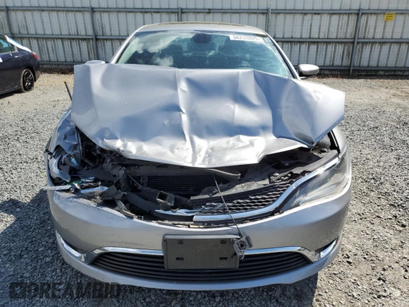 2015 Chrysler 200 Limited z VIN 1C3CCCAB4FN722433, wystawiony jako Copart lot #56233825 z przebiegiem 92 925 mil mil oraz Szkoda całkowita • Salvage title. Historia ofert i sprzedaży dostępna na DreamBid. Obrazek 5.