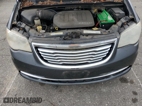 2011 Chrysler Town & Country Touring with VIN 2A4RR5DG2BR727483, listed as a Copart auction lot 55968655 with 161,807 mi miles and Clean Title. Bid and sale history available at DreamBid. Image 12.