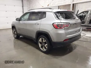 2020 Jeep Compass Limited with VIN 3C4NJDCB6LT148085, listed as a IAAI auction lot 41537903 with 55,878 mi miles and . Bid and sale history available at carsss.com. Image 3.