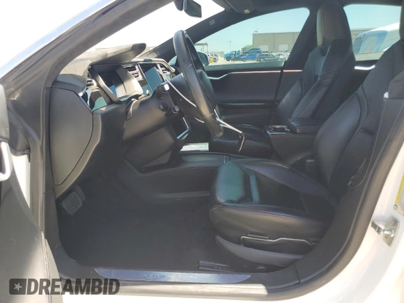 2016 Tesla Model S 70 with VIN 5YJSA1E11GF136081, listed as a Copart auction lot 53470695 with 109,796 mi miles and Clean title. Bid and sale history available at DreamBid. Image 7.