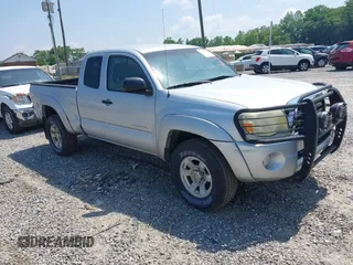 2007 Toyota Tacoma z VIN 5TEUU42N67Z389646, wystawiony jako IAAI lot #42424474 z przebiegiem 103 539 mil mil oraz . Historia ofert i sprzedaży dostępna na DreamBid. Obrazek 1.