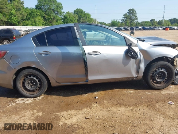 2013 Mazda 3 i SV with VIN JM1BL1TF6D1730226, listed as a IAAI auction lot 42050567 with Not provided miles and . Bid and sale history available at DreamBid. Image 13.