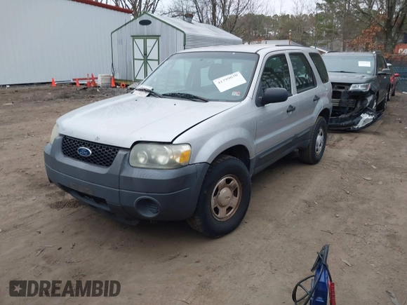 2006 Ford Escape XLS with VIN 1FMYU02ZX6KA01975, listed as a IAAI auction lot 41799030 with 137,049 mi miles and . Bid and sale history available at DreamBid. Image 2.