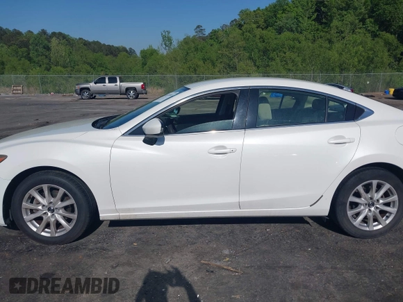 2014 Mazda 6 i Sport with VIN JM1GJ1U58E1105376, listed as a IAAI auction lot 42024402 with 124,233 mi miles. Bid and sale history available at carsss.com. Image 14.