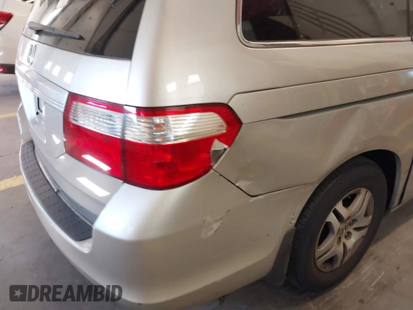 2006 Honda Odyssey EX с VIN 5FNRL38486B428173, выставлен на аукционе IAAI как лот 42385673 с пробегом 196 938 миль миль и . История ставок и продаж доступна на DreamBid. Изображение 14.