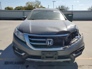 2013 Honda Crosstour EX z VIN 5J6TF1H37DL001662, wystawiony jako Copart lot #77690664 z przebiegiem 236 768 mil mil oraz Szkoda całkowita • Salvage title. Historia ofert i sprzedaży dostępna na DreamBid. Obrazek 5.
